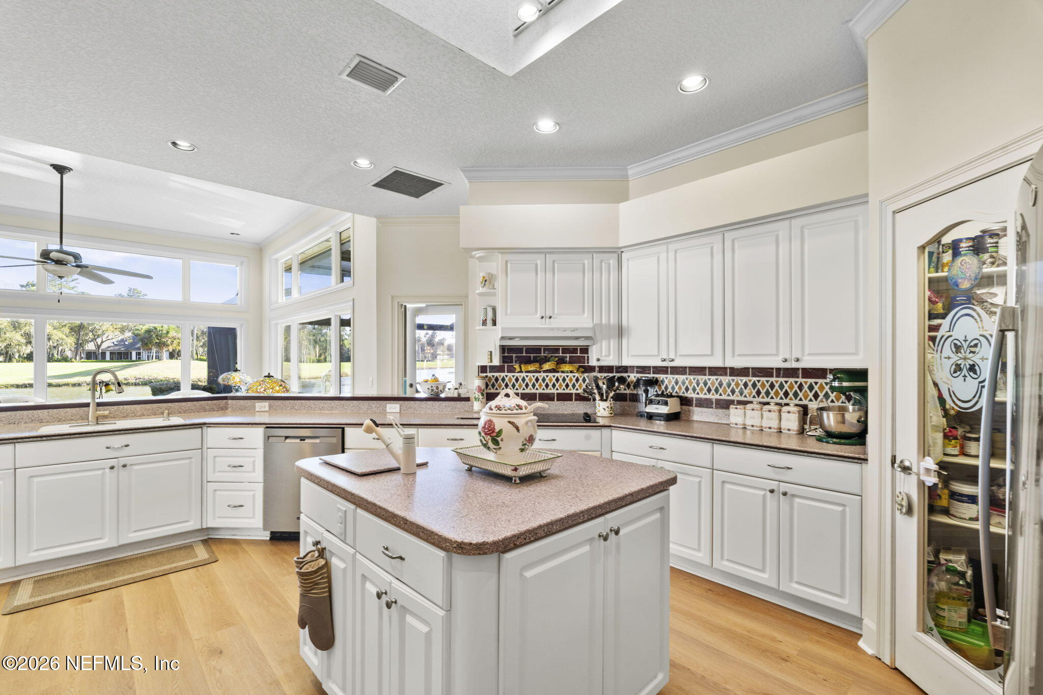 1150 SALT CREEK Drive