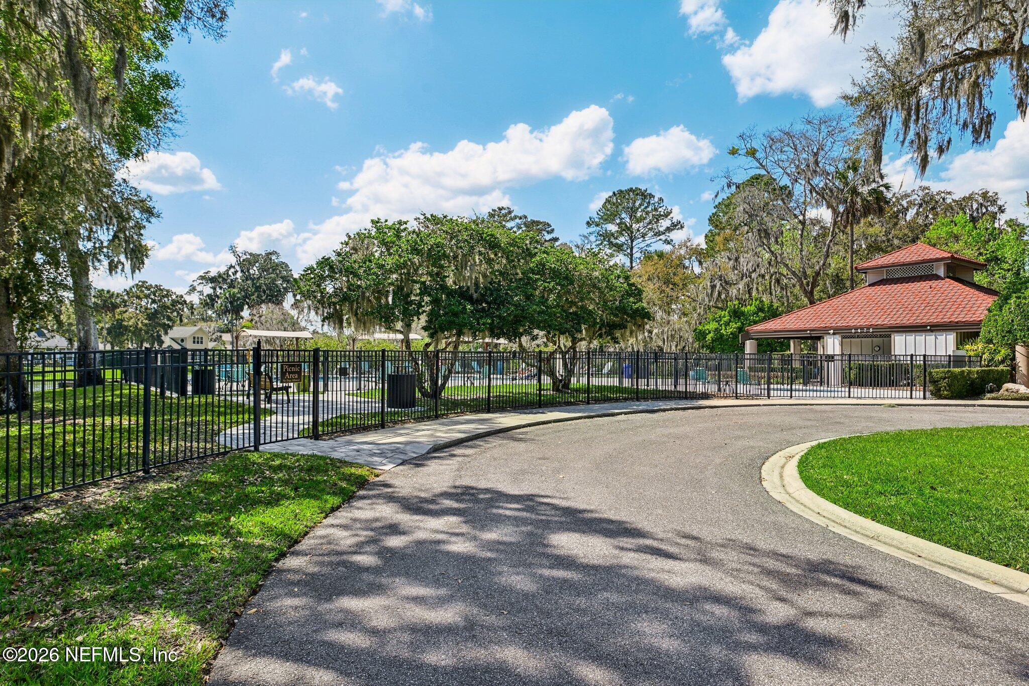 3039 CYPRESS CREEK Drive E