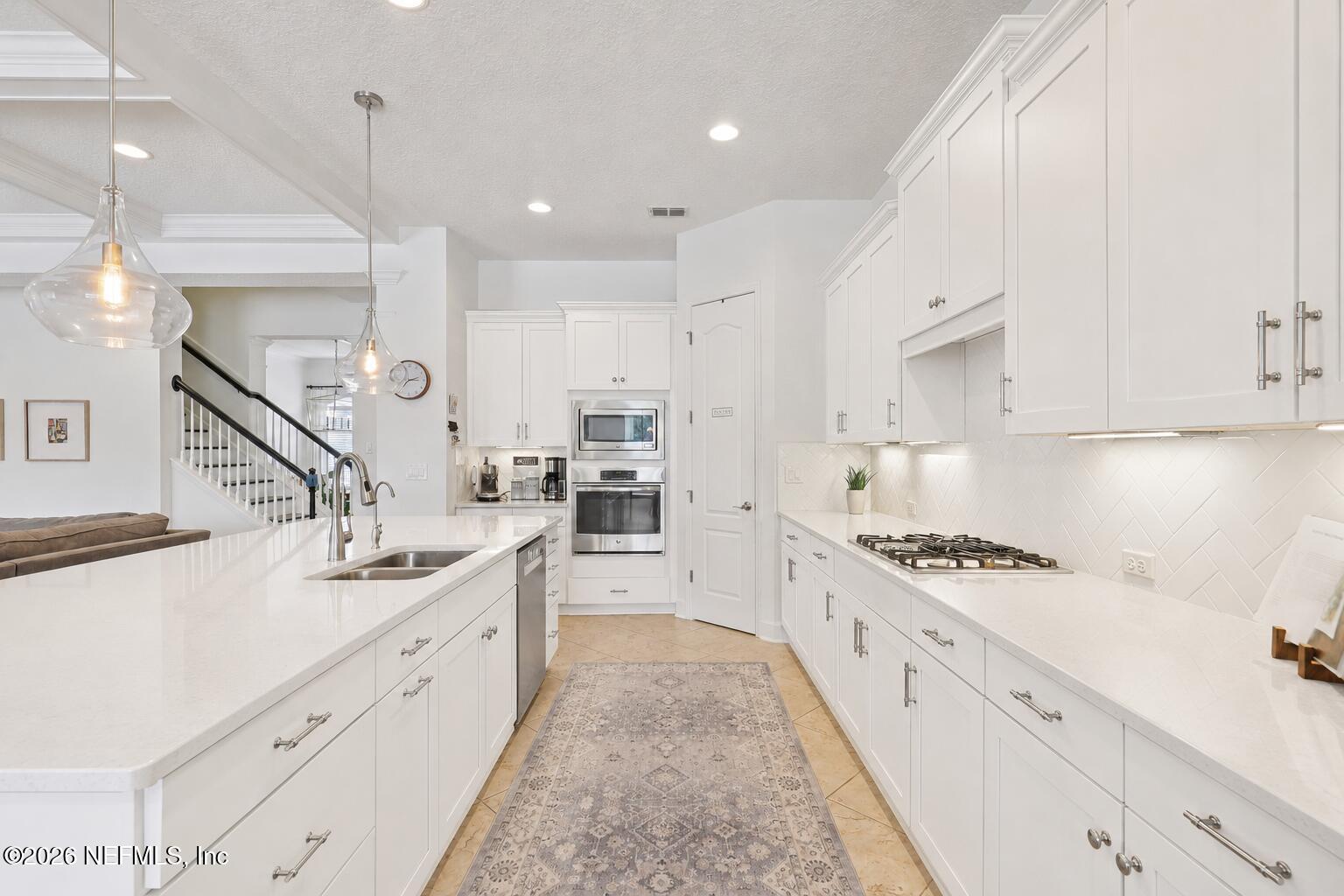 529 STATELY SHOALS Trail