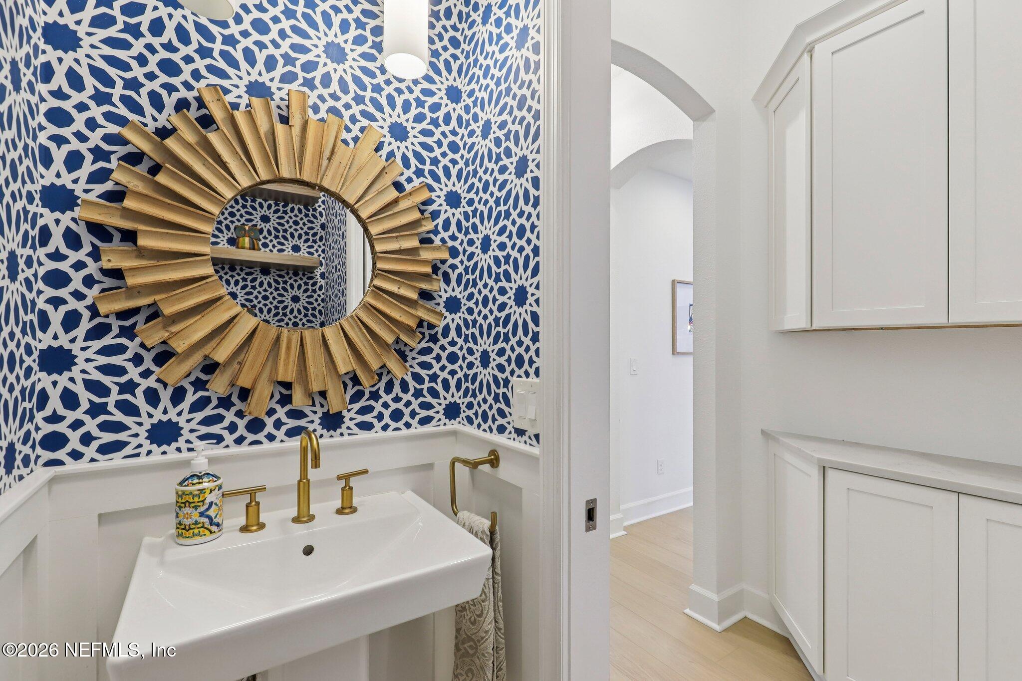 529 STATELY SHOALS Trail