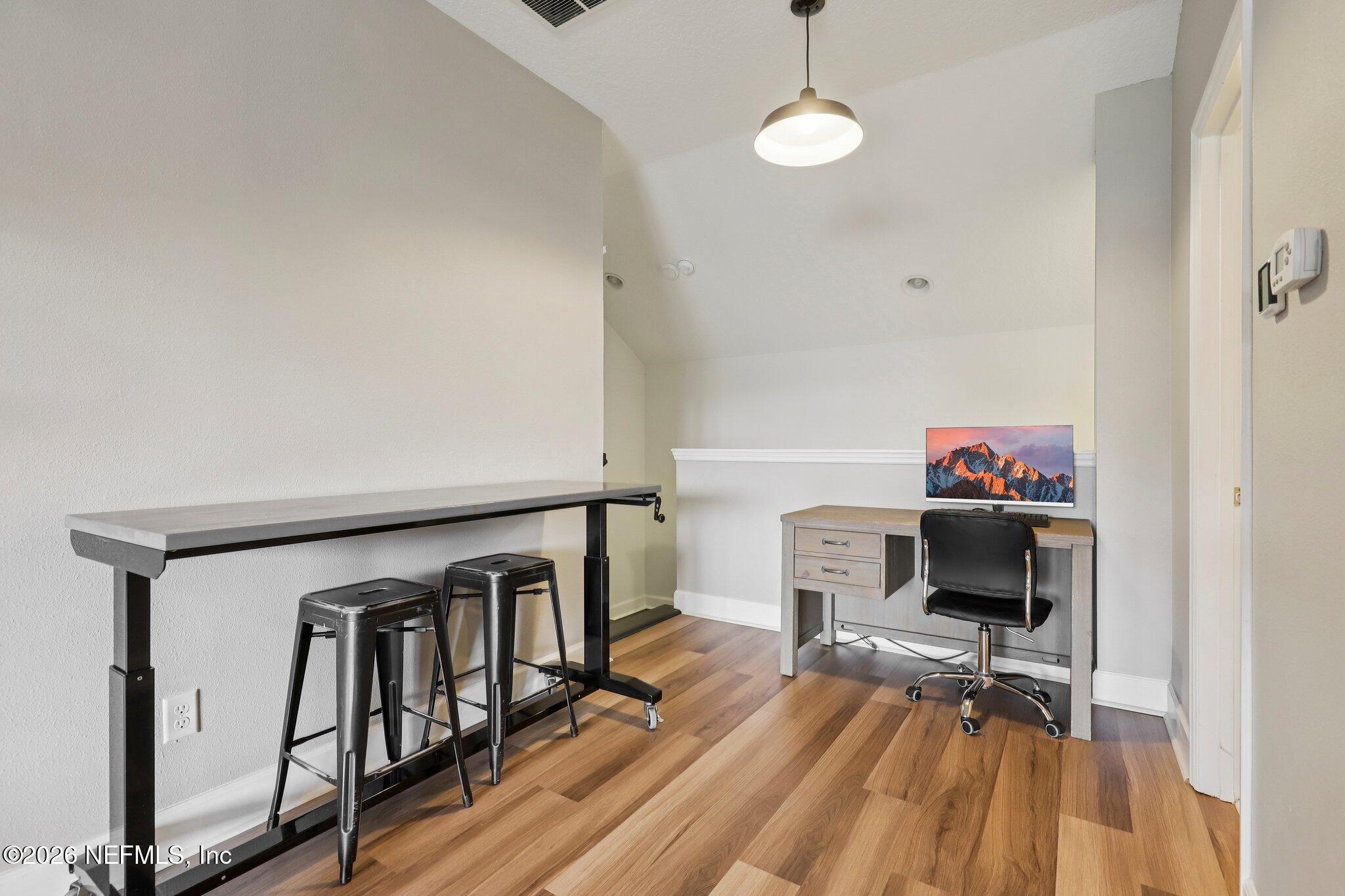 529 STATELY SHOALS Trail