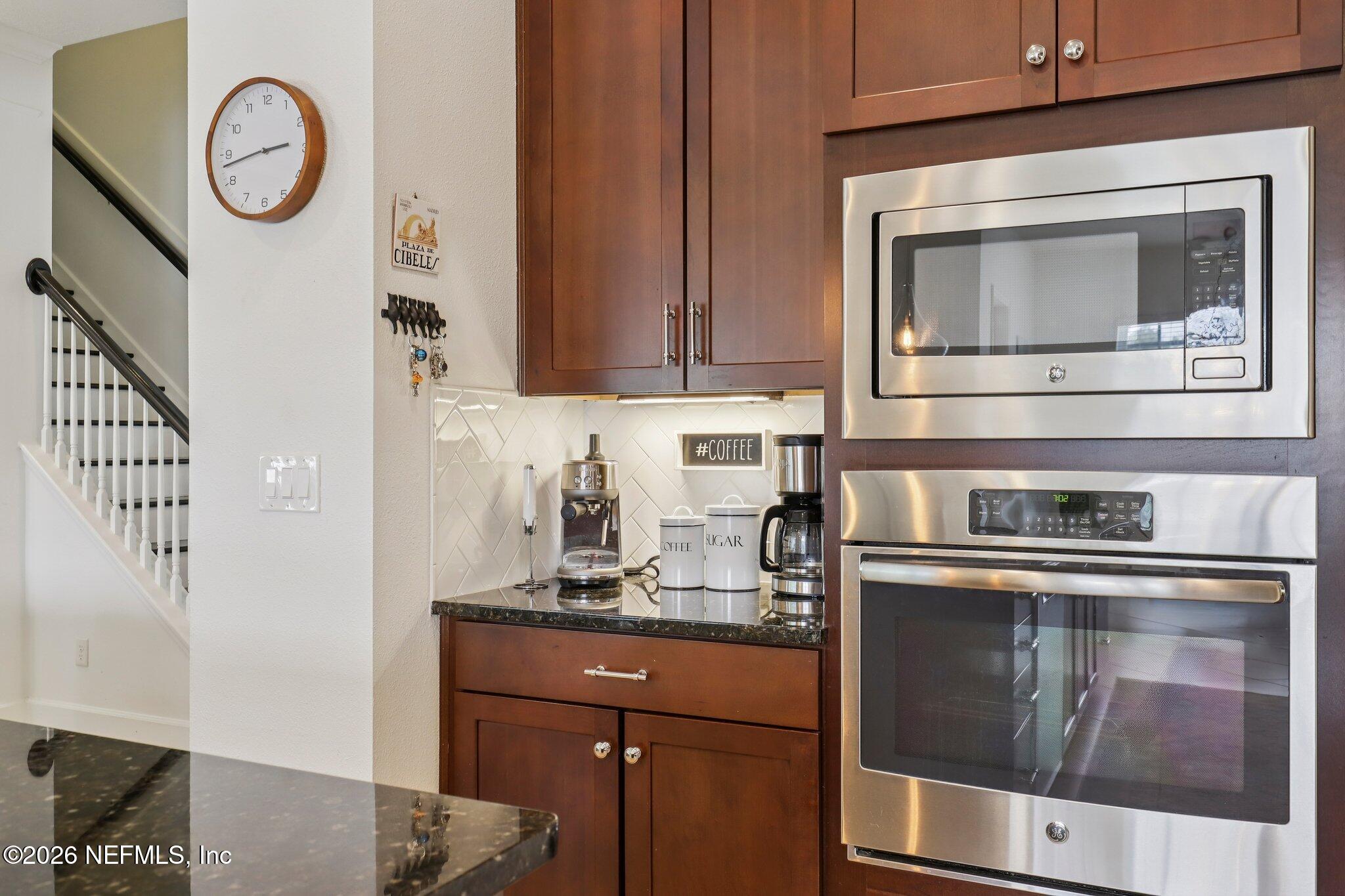 529 STATELY SHOALS Trail