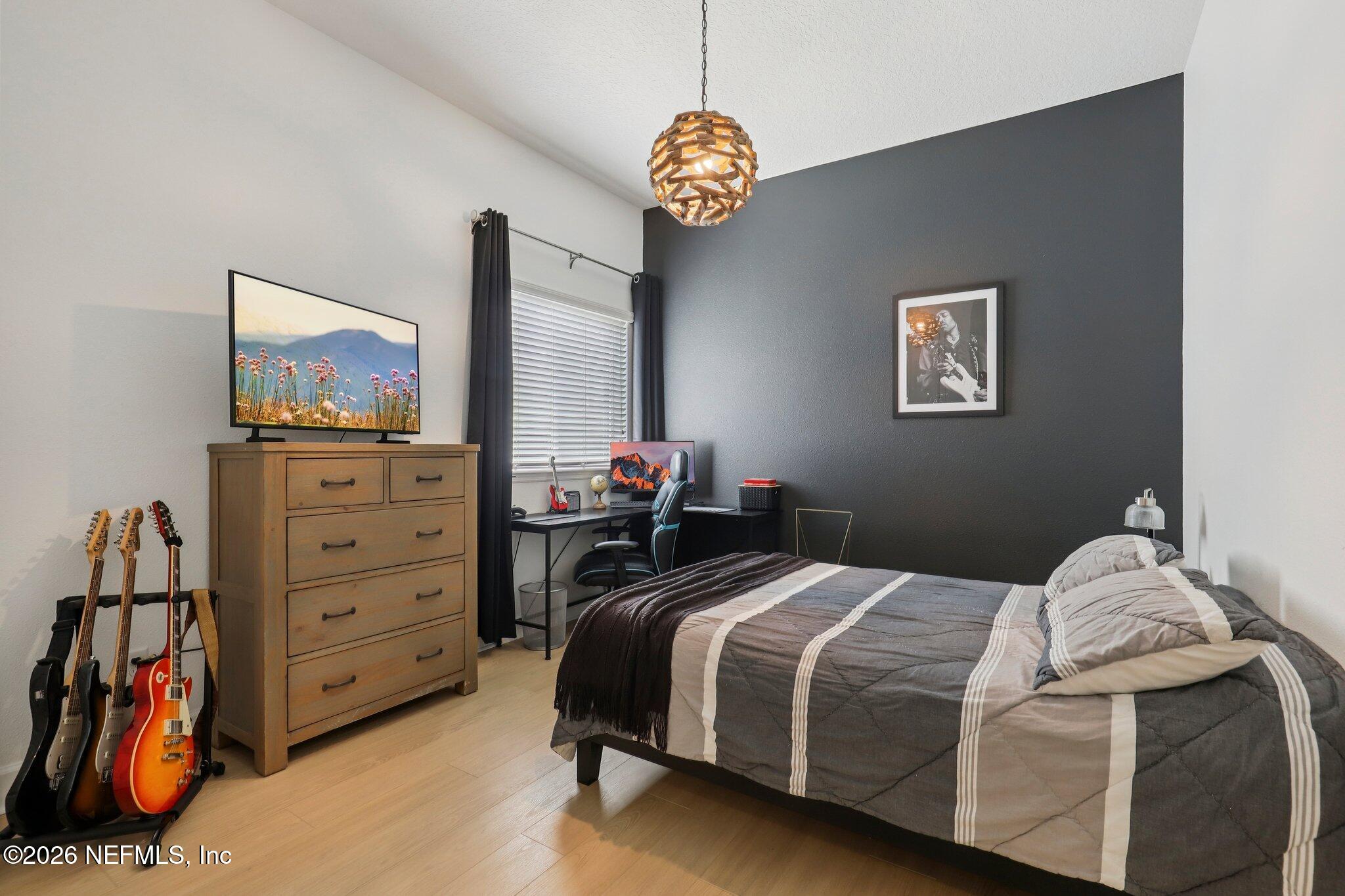 529 STATELY SHOALS Trail