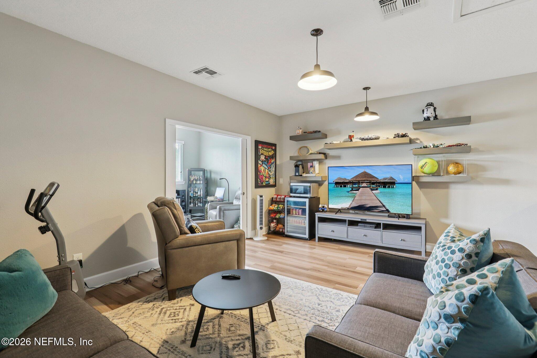 529 STATELY SHOALS Trail