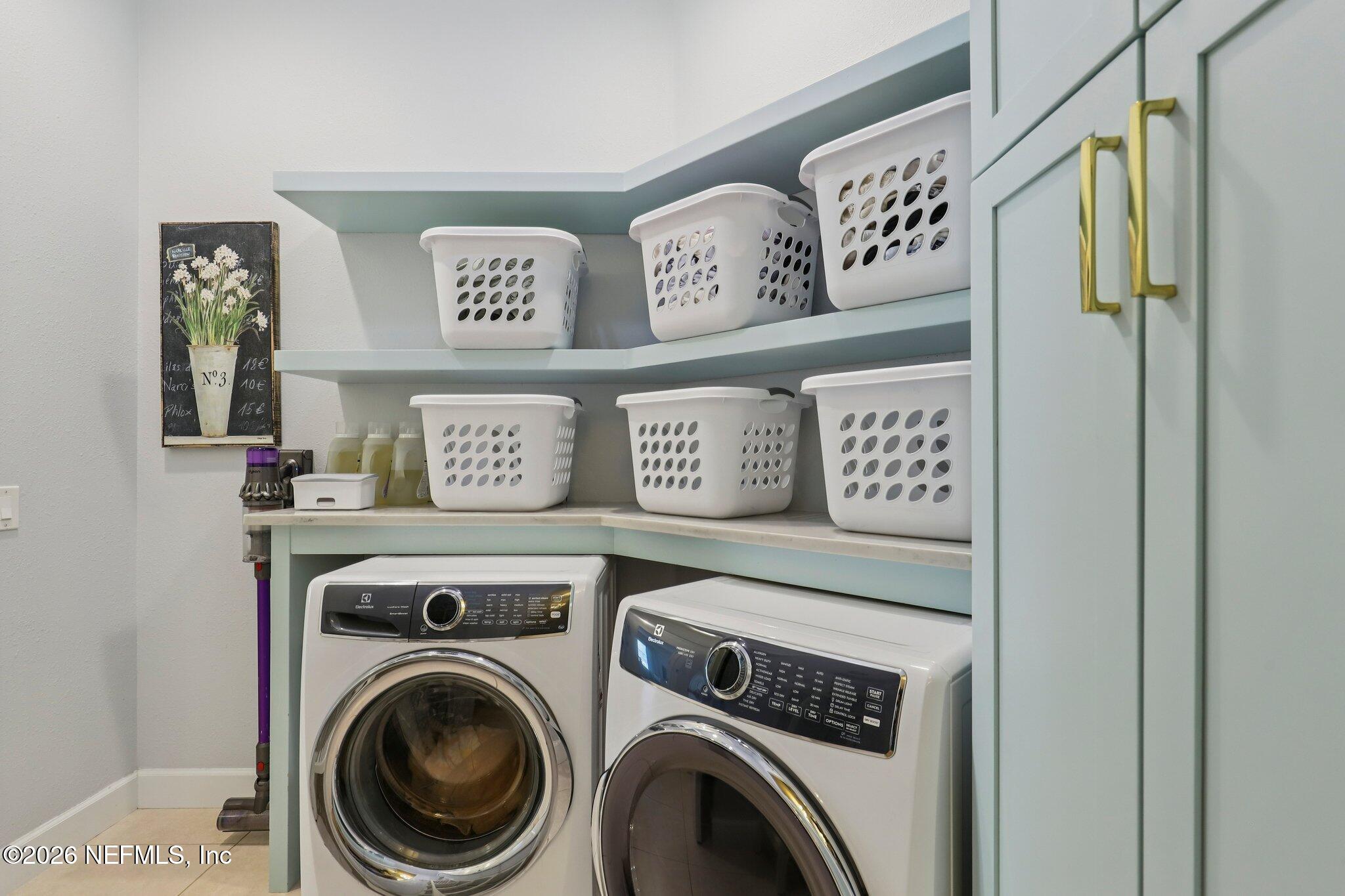 529 STATELY SHOALS Trail