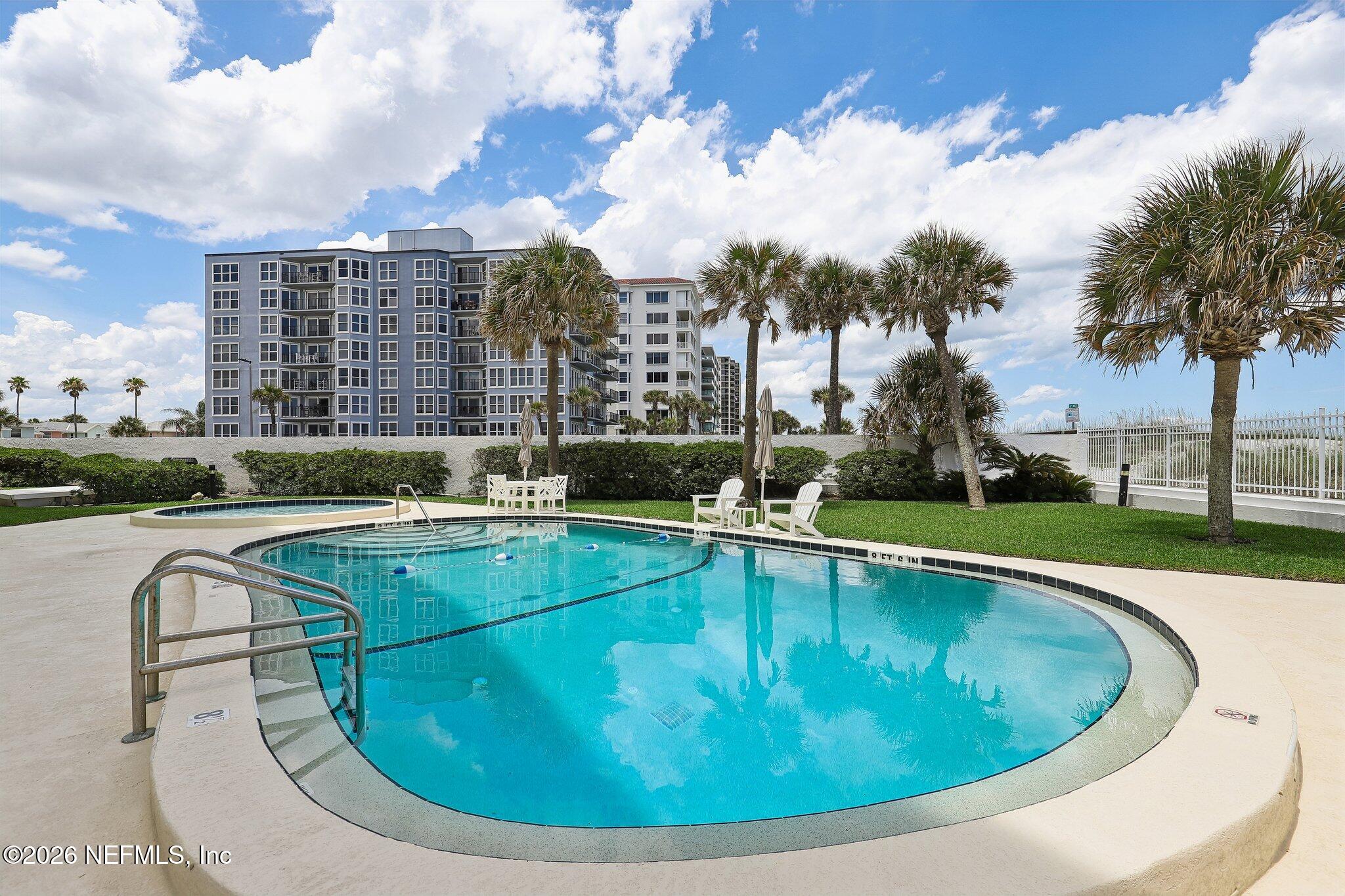 1601 OCEAN Drive 402