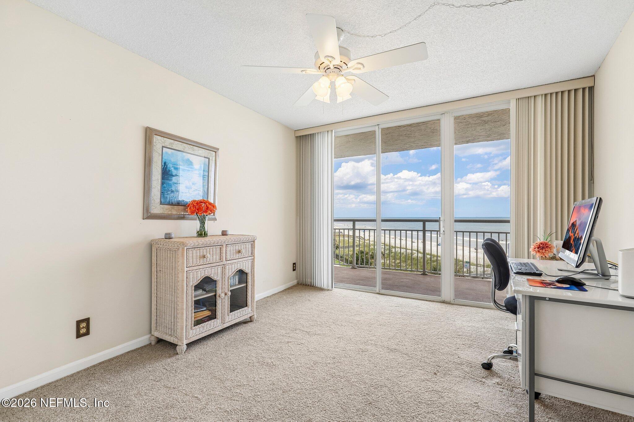 1601 OCEAN Drive 402