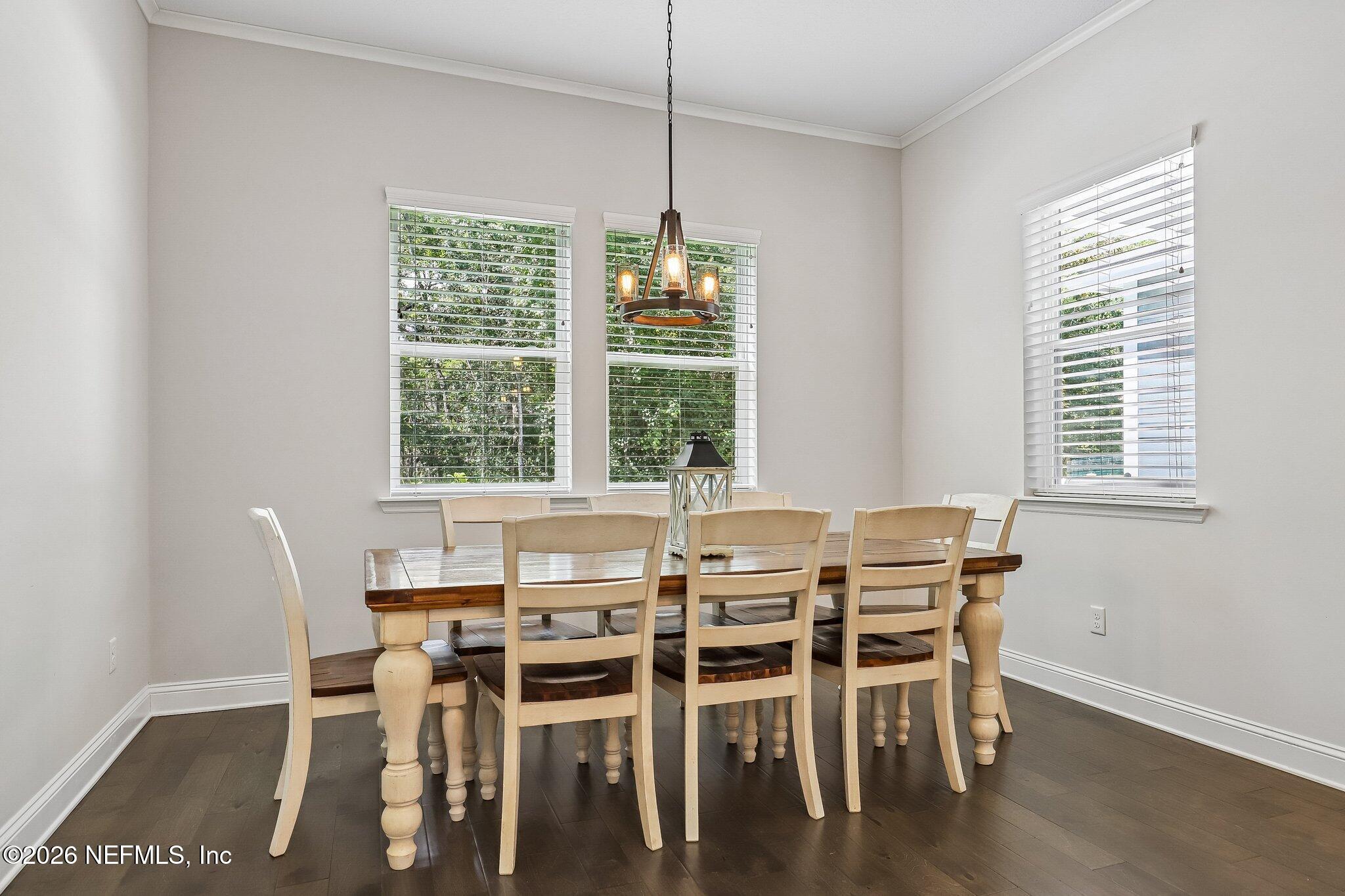 152 CLOVERBROOK Road, St. Johns