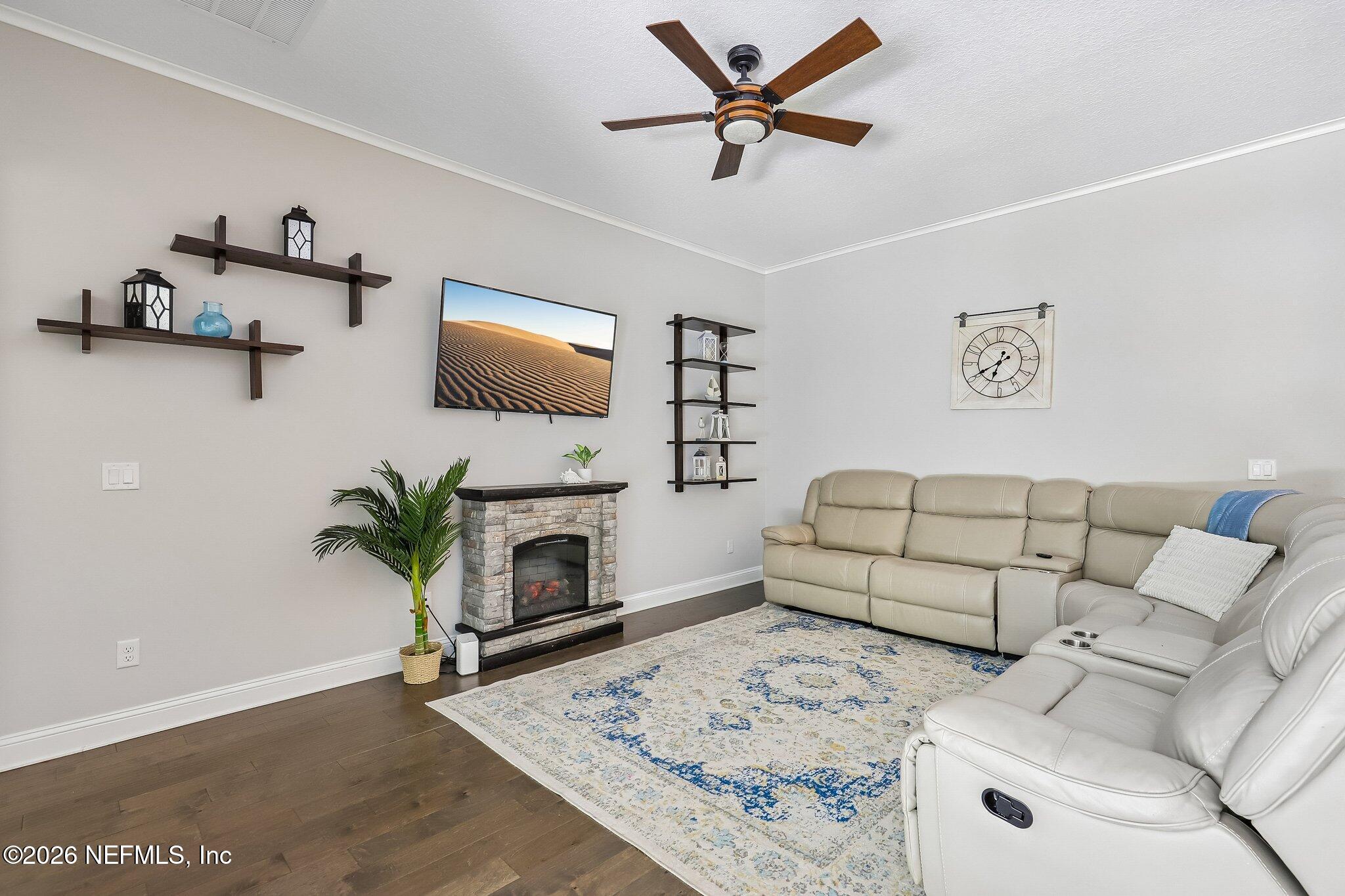 152 CLOVERBROOK Road, St. Johns