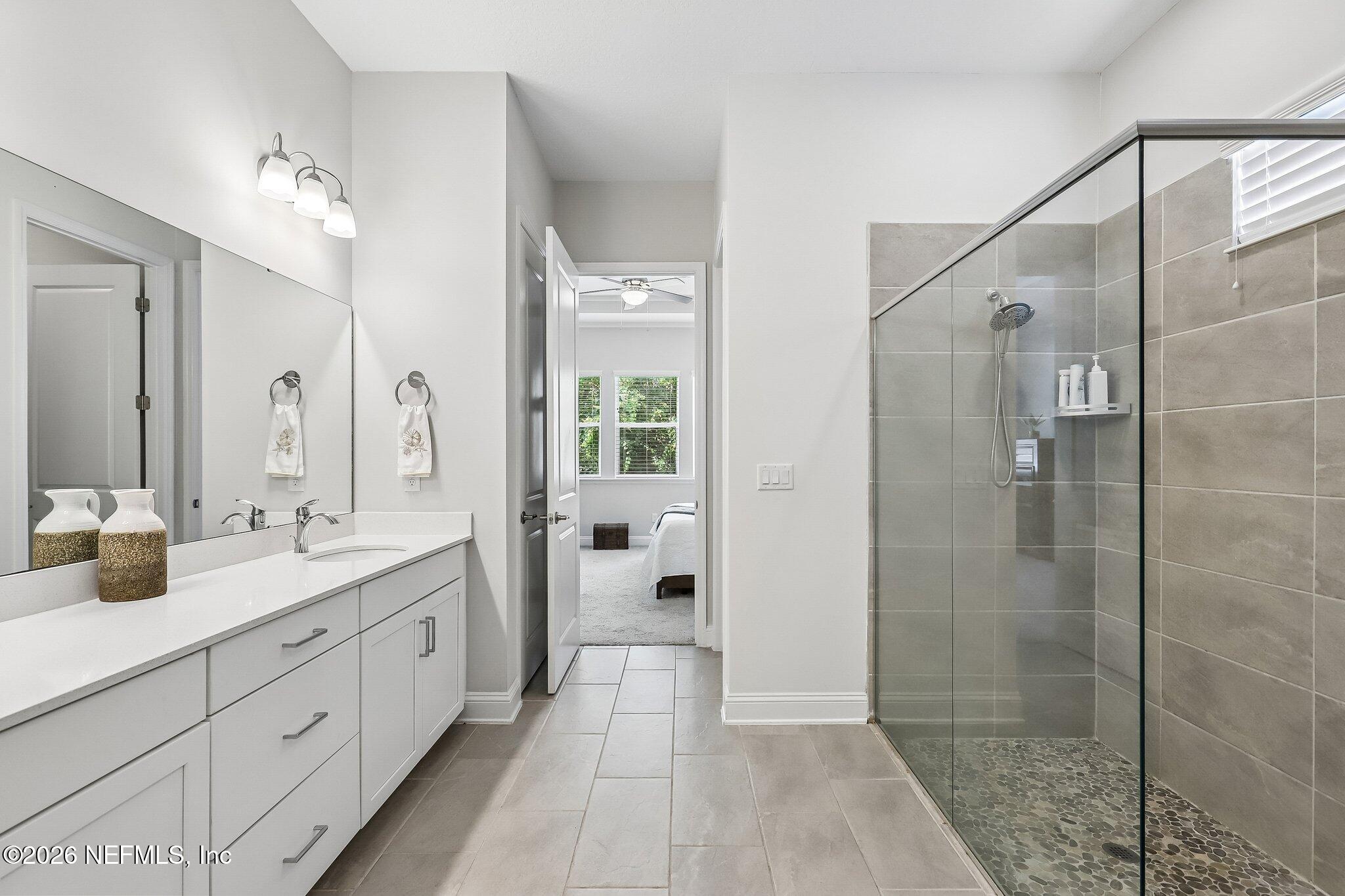 152 CLOVERBROOK Road, St. Johns