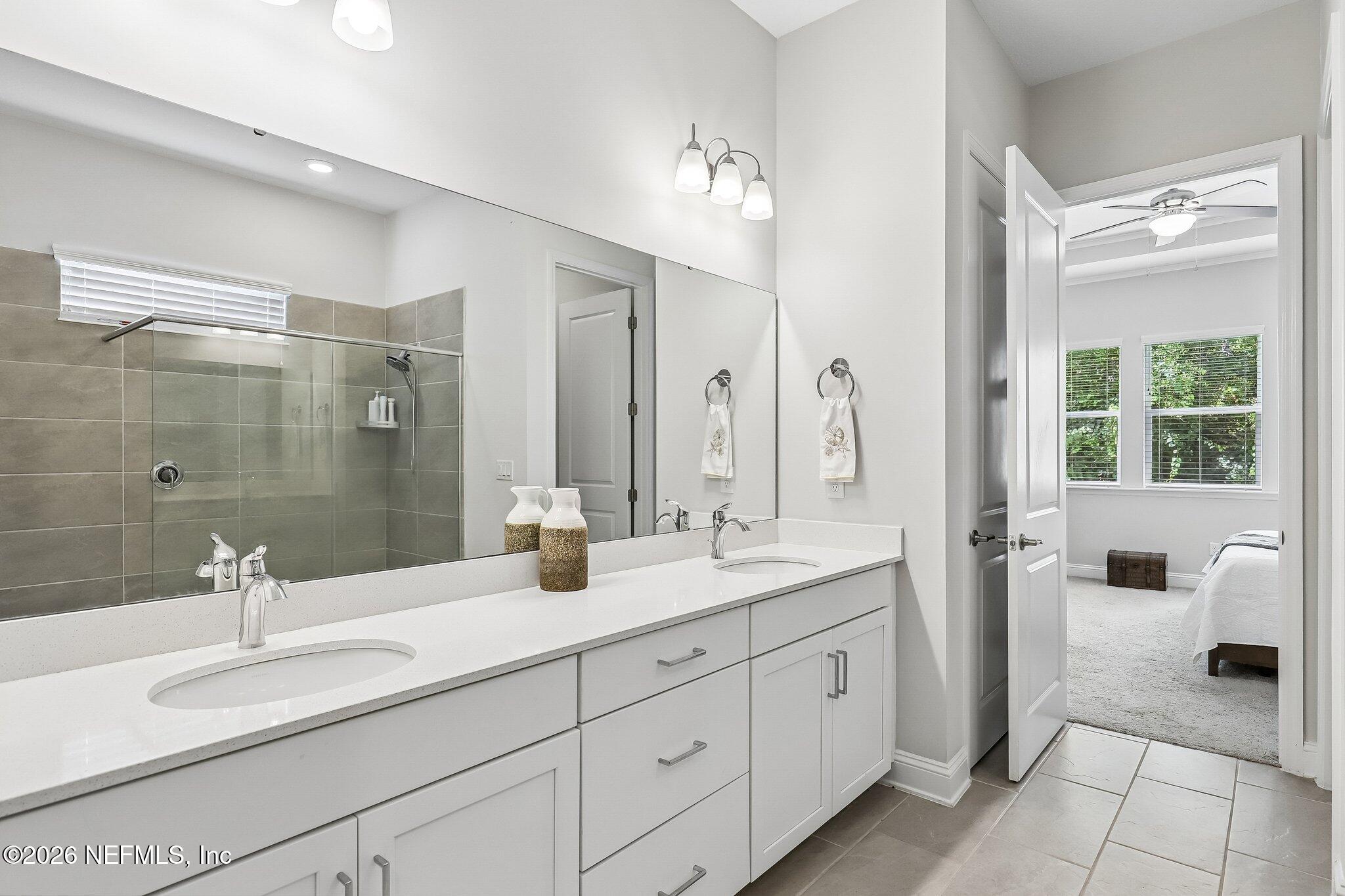 152 CLOVERBROOK Road, St. Johns