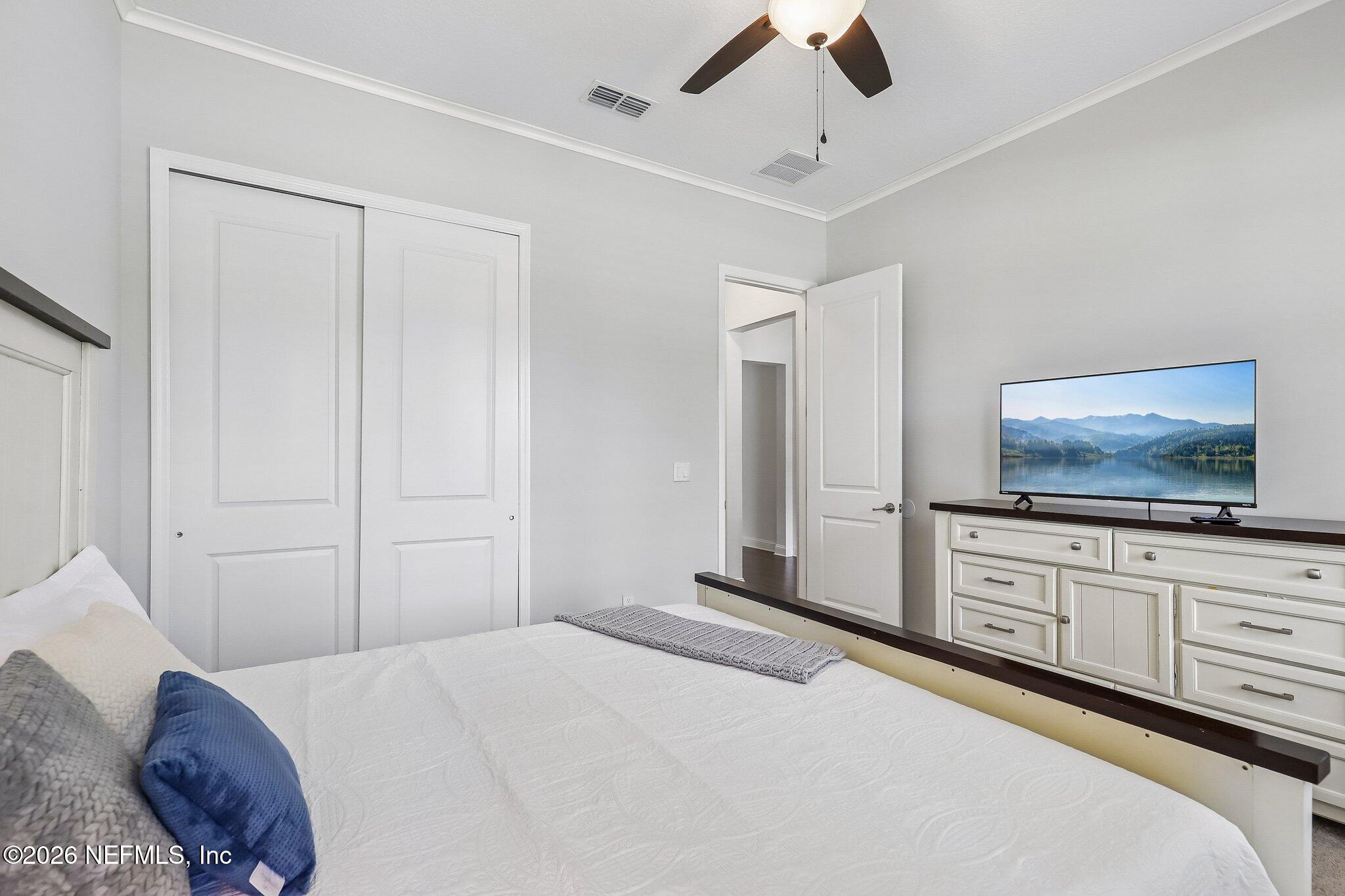 152 CLOVERBROOK Road, St. Johns