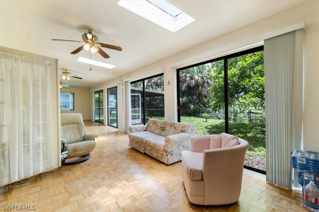 5072 27th PL SW
