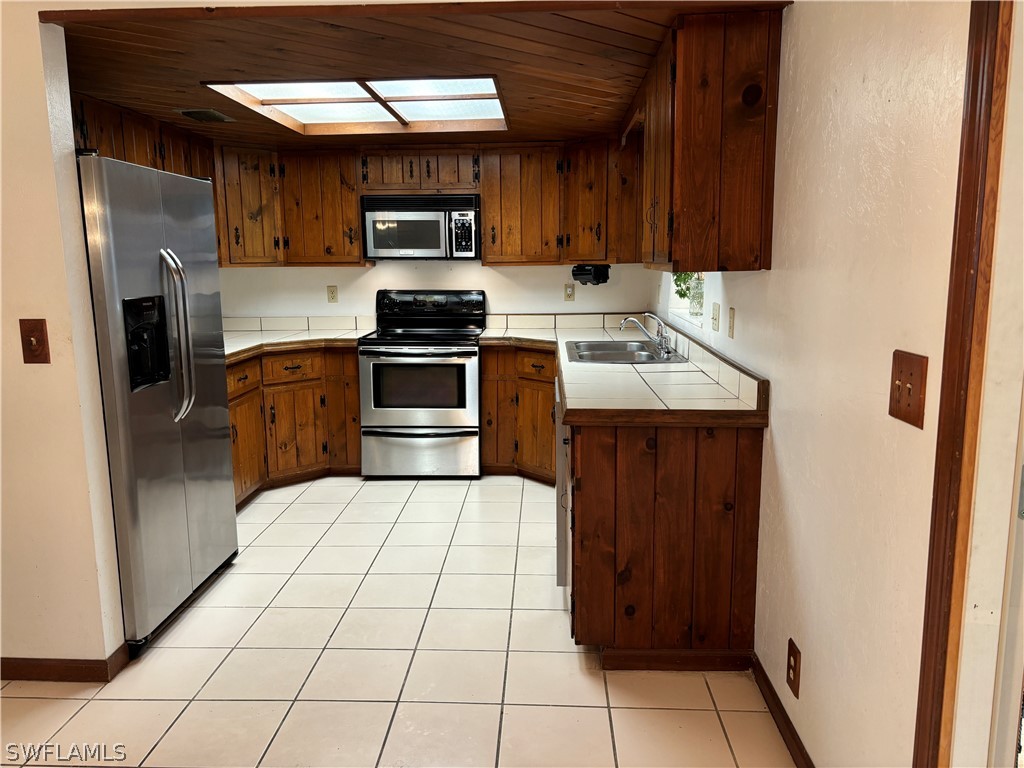 5072 27th PL SW