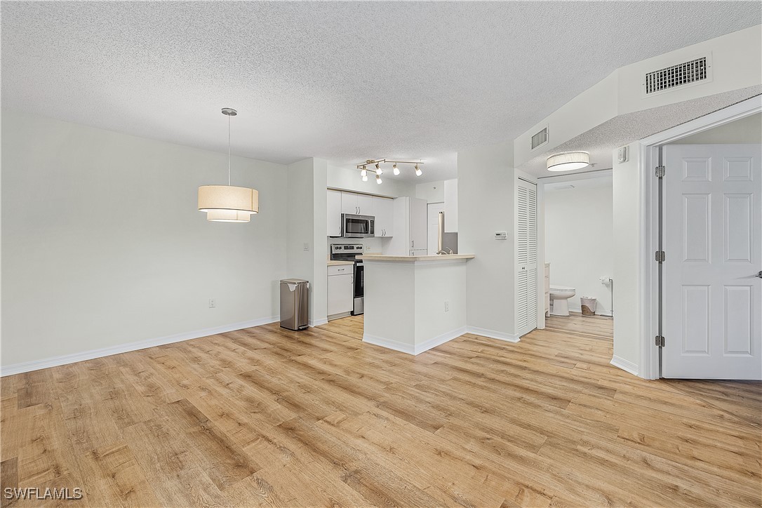 8851 Colonnades CT W 116