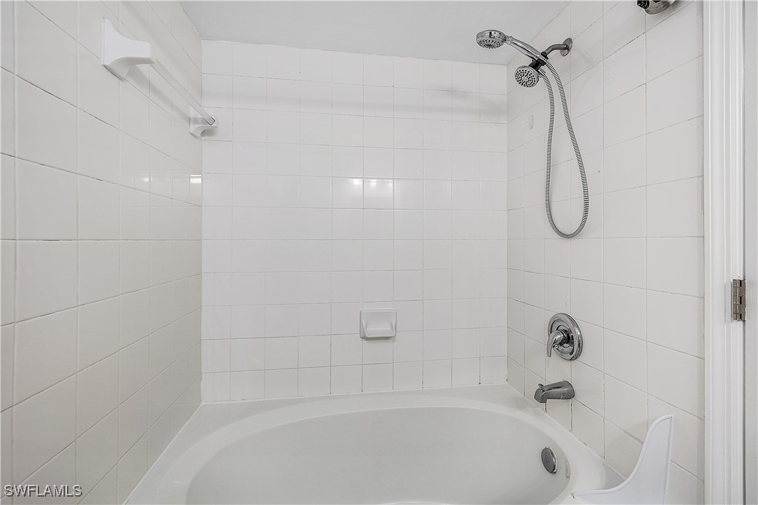 8851 Colonnades CT W 116