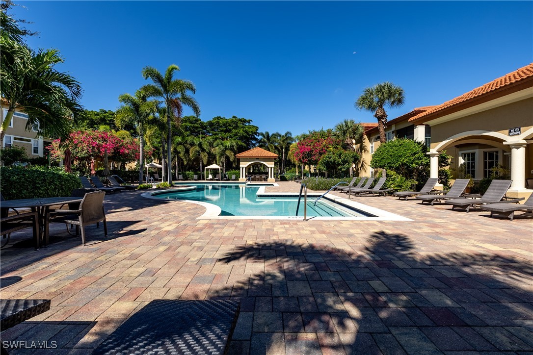 8851 Colonnades CT W 116