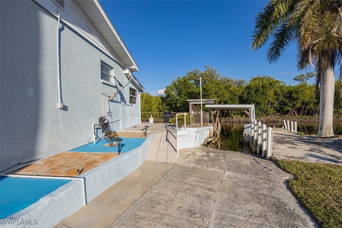 11 Spoonbill AVE