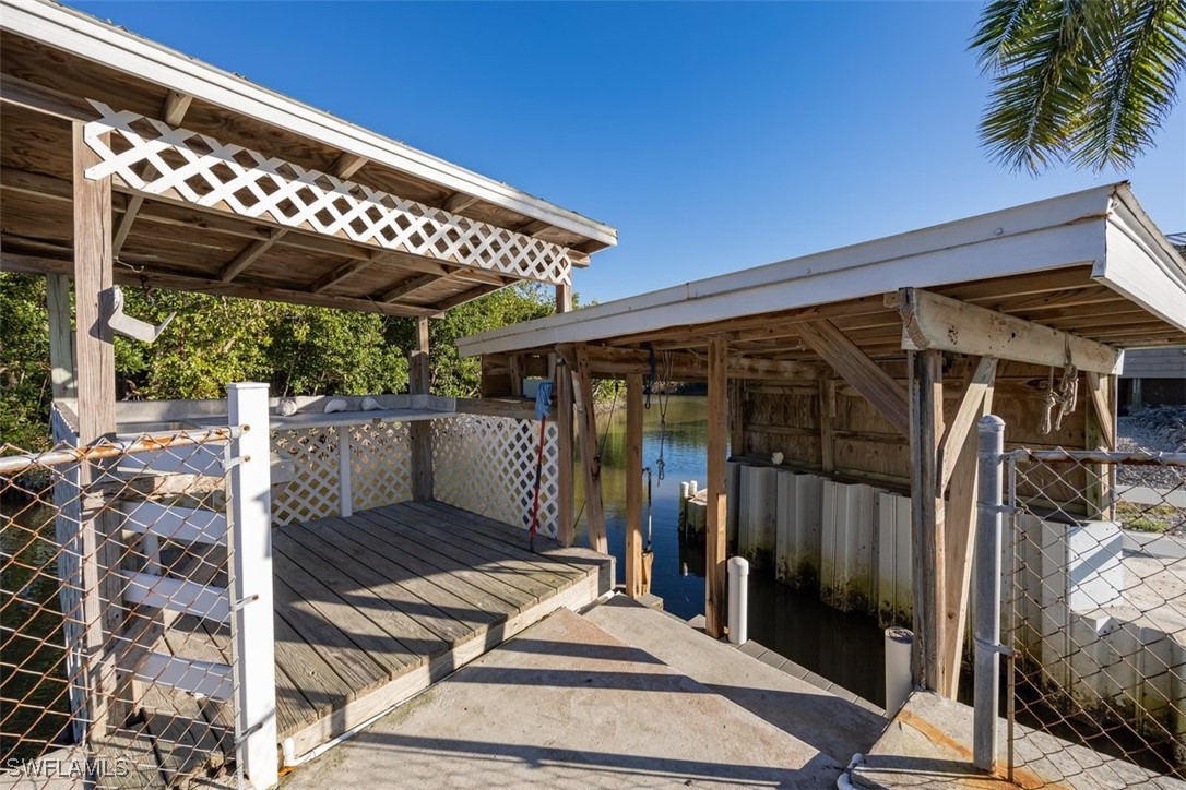 11 Spoonbill AVE