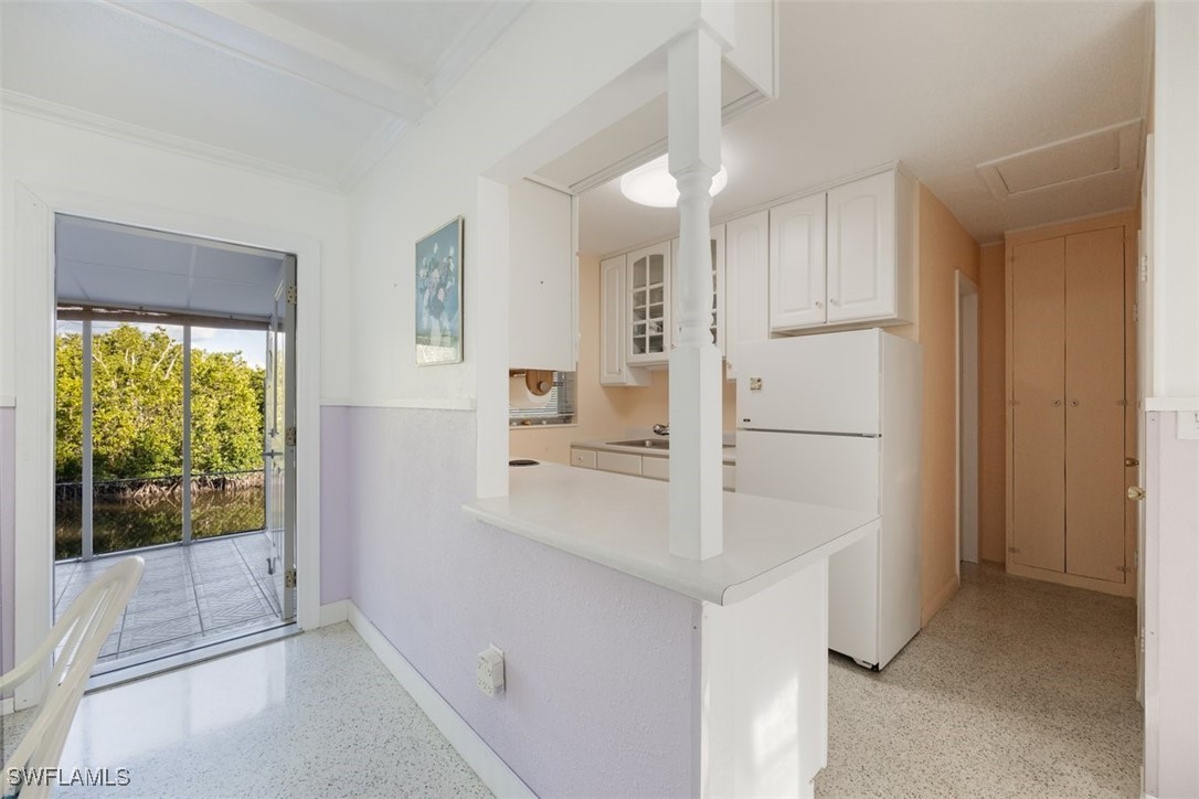 11 Spoonbill AVE