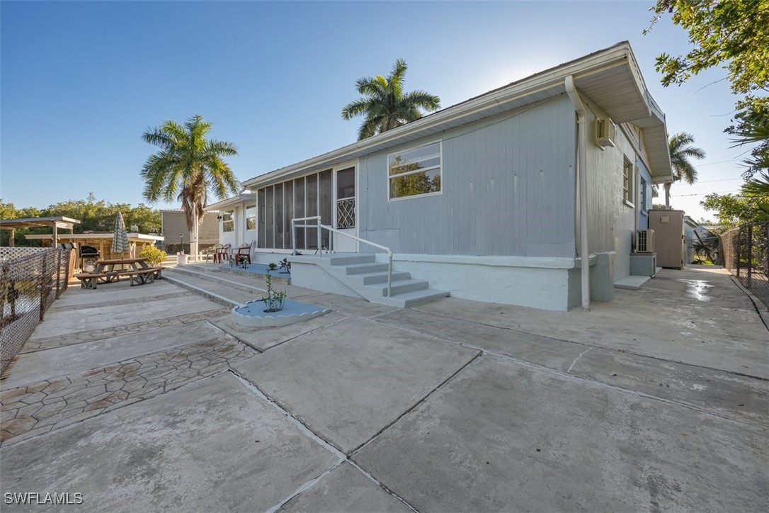 11 Spoonbill AVE