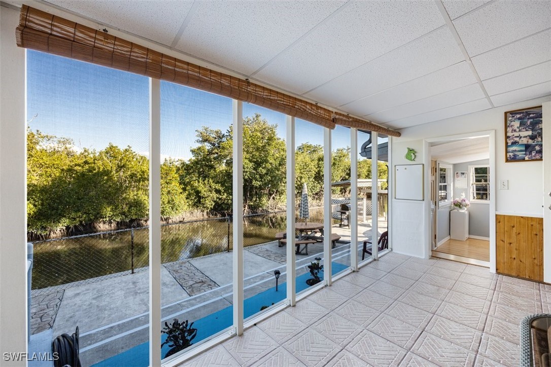 11 Spoonbill AVE