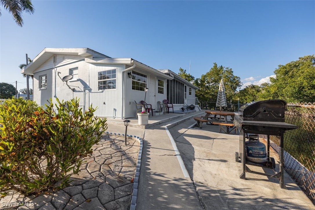 11 Spoonbill AVE