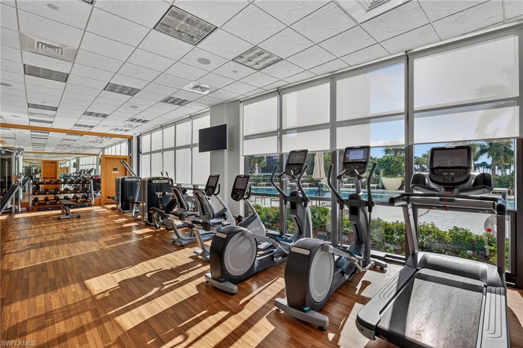 4201 GULF SHORE BLVD N # 1101