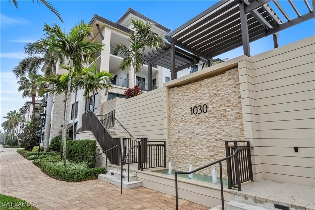 1030 3rd AVE S 315