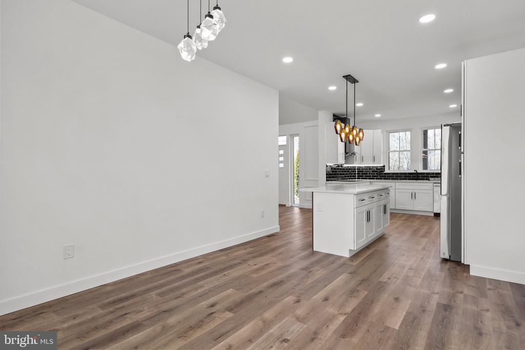 320 DELAWARE AVENUE