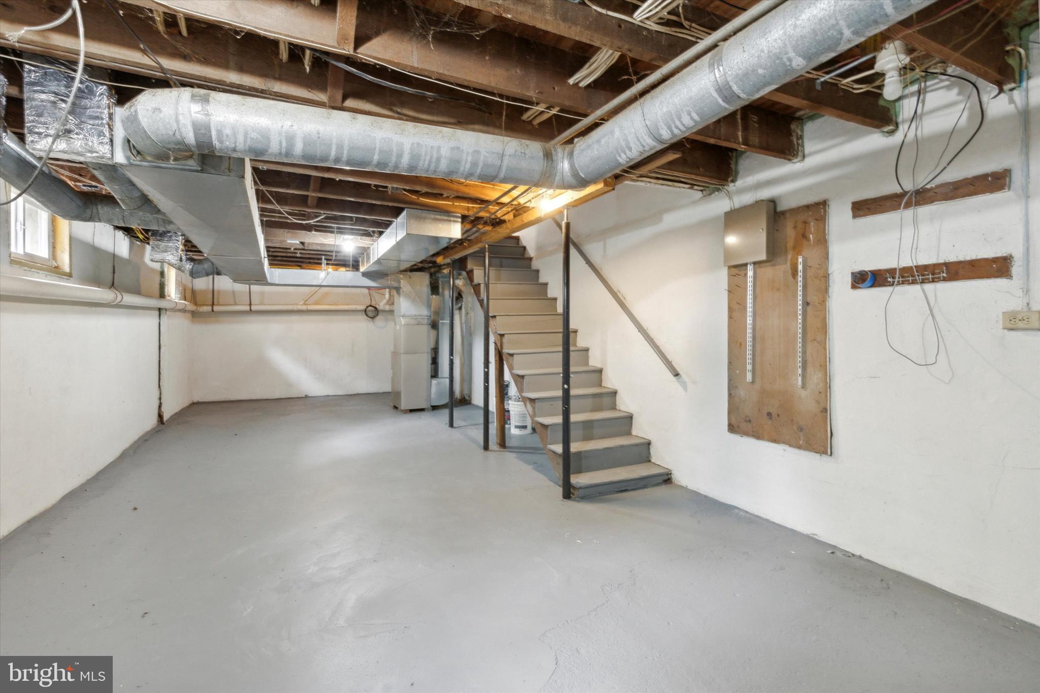 23 SUMMIT AVENUE