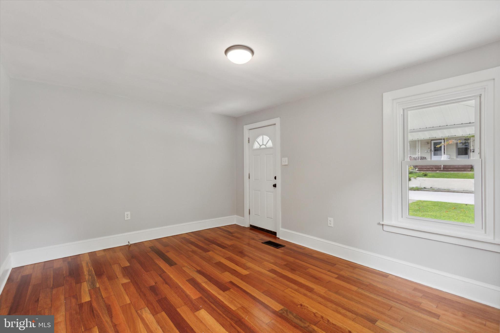 23 SUMMIT AVENUE