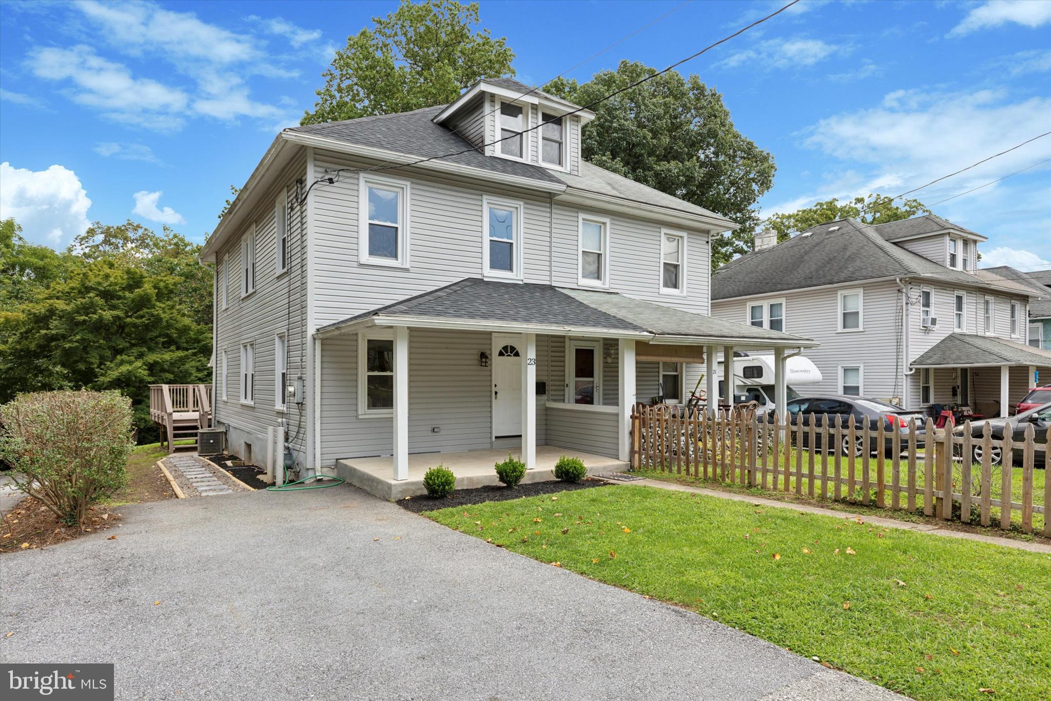23 SUMMIT AVENUE