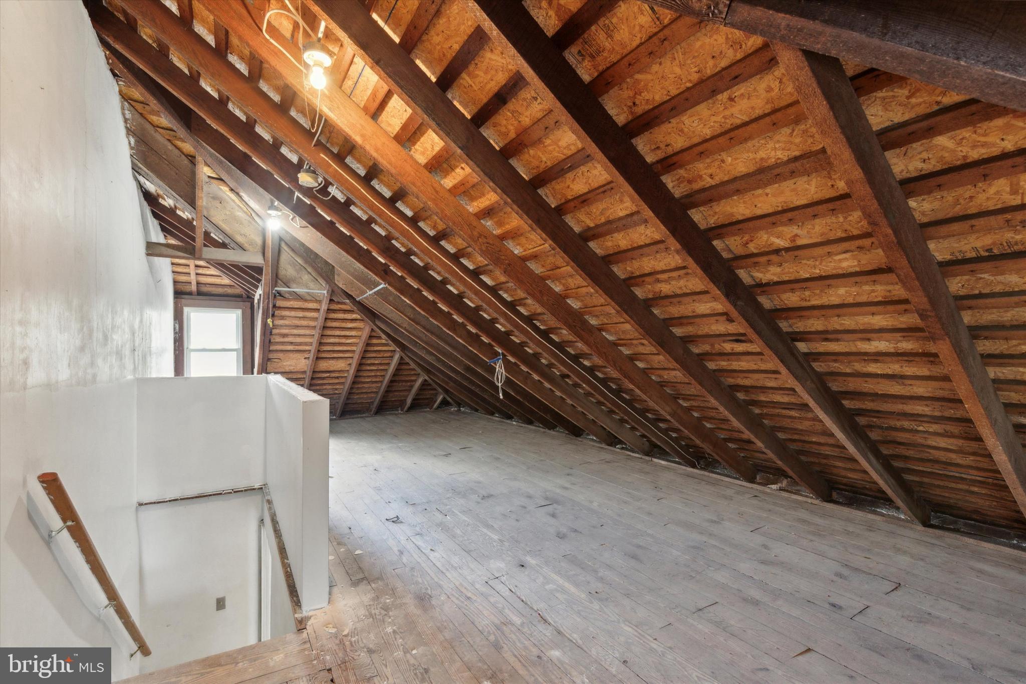 23 SUMMIT AVENUE