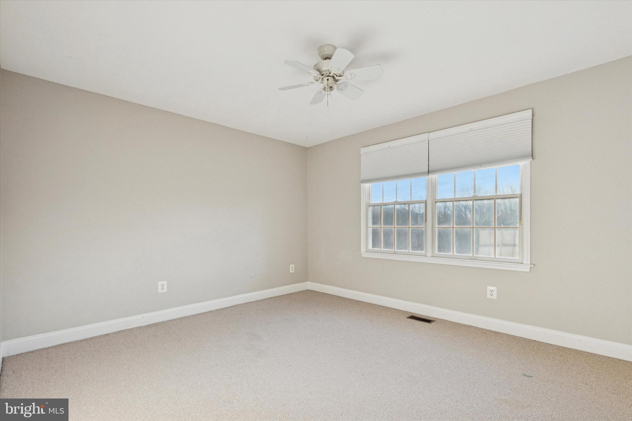 2037 SAINT ANDREWS DRIVE