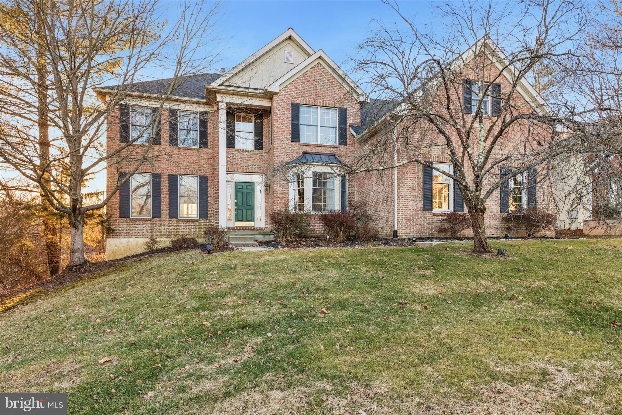 2037 SAINT ANDREWS DRIVE