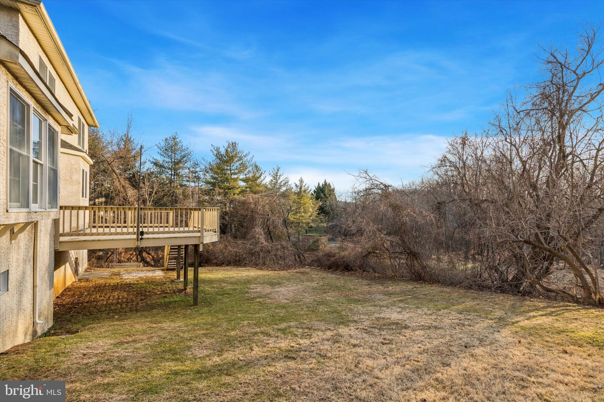 2037 SAINT ANDREWS DRIVE