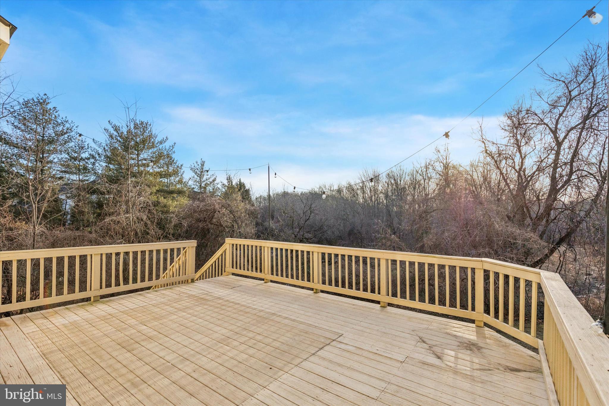 2037 SAINT ANDREWS DRIVE