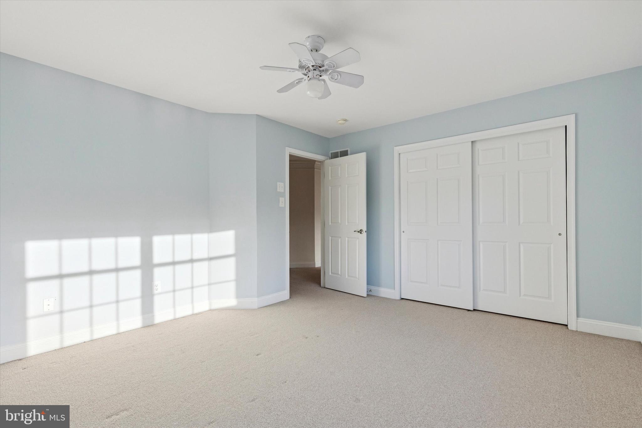 2037 SAINT ANDREWS DRIVE