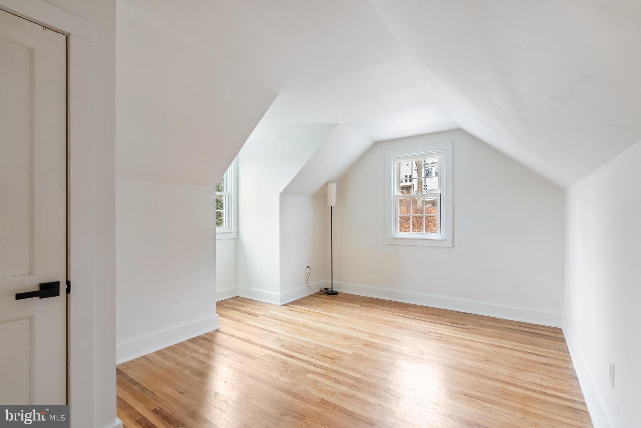 12 LONGVIEW ROAD