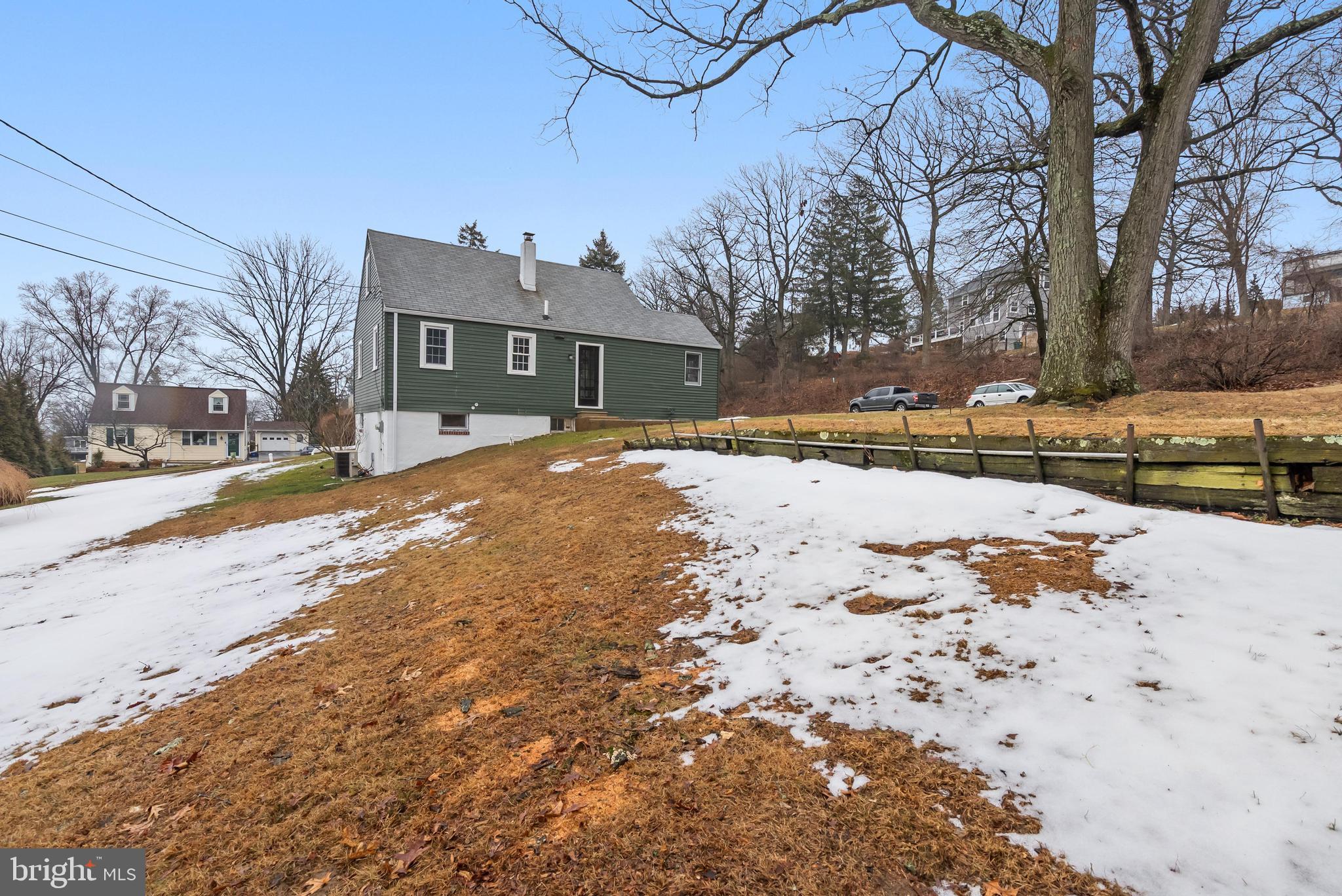 12 LONGVIEW ROAD