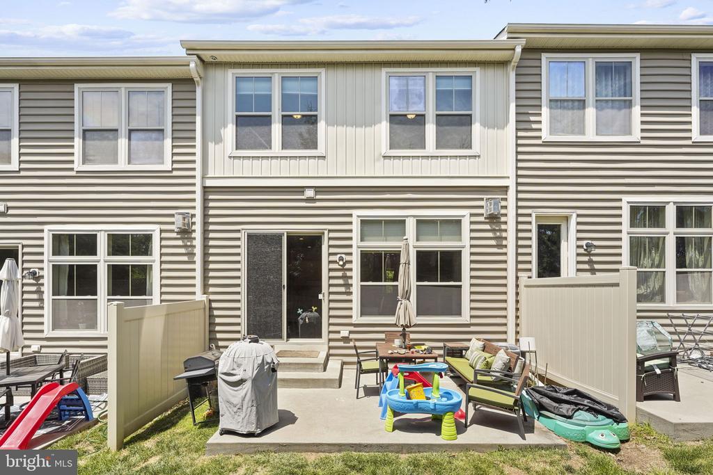 3 TREYBURN DRIVE