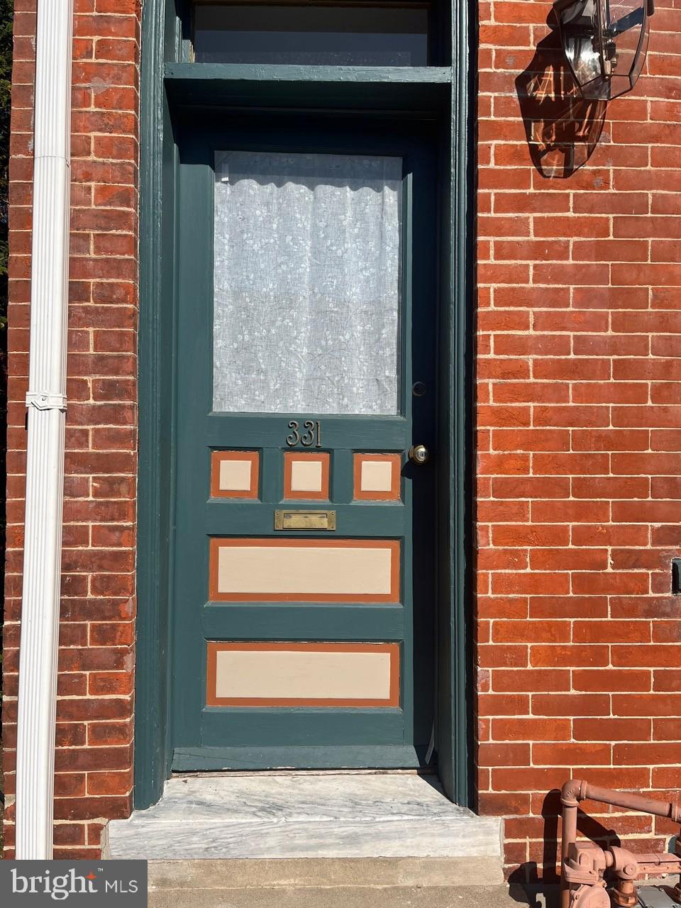 331 W 2ND STREET