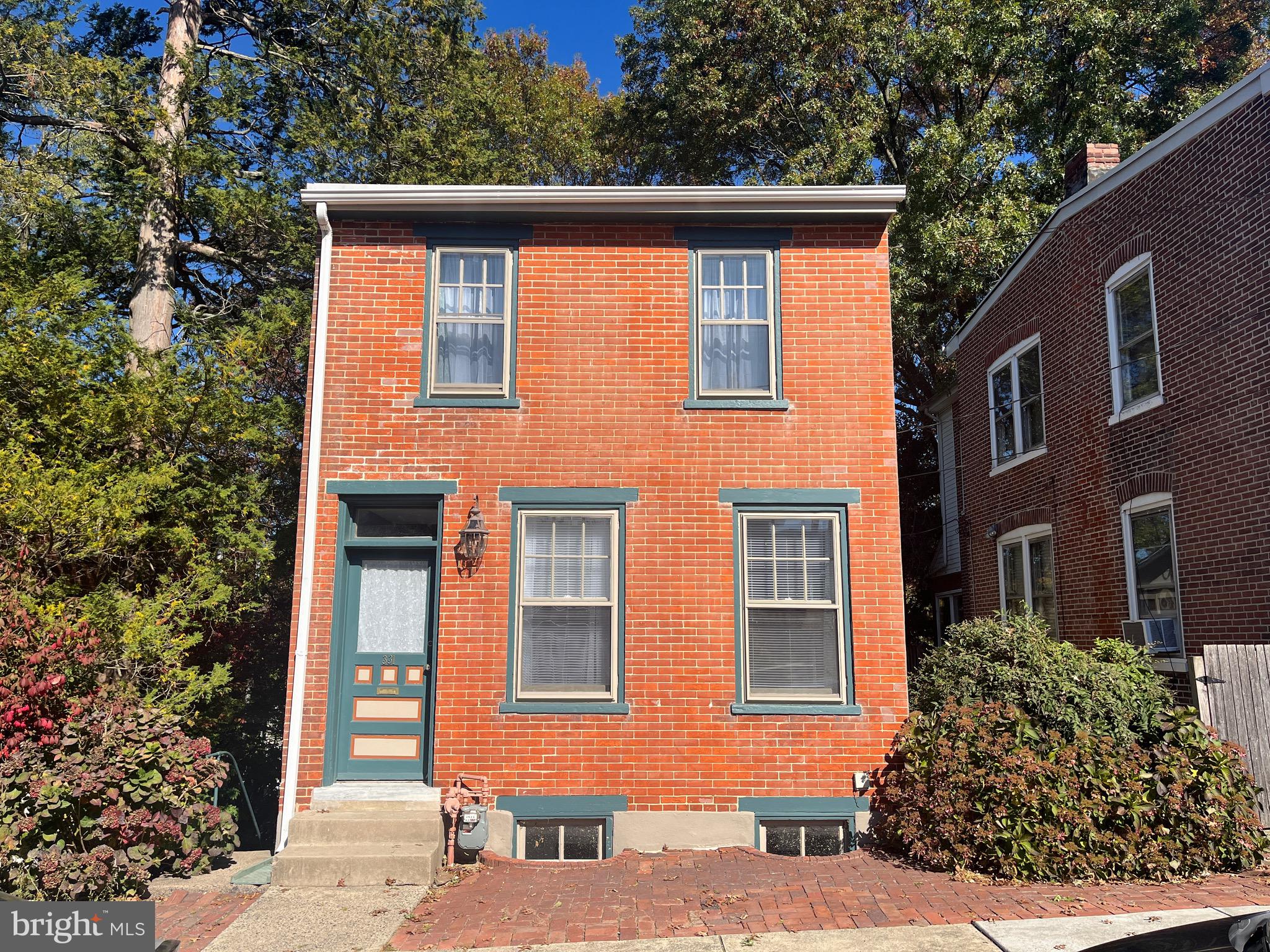 331 W 2ND STREET