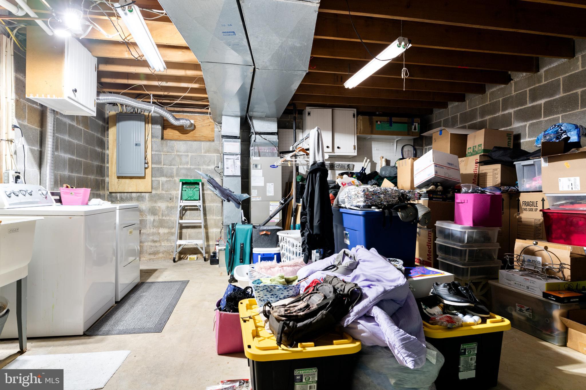 211 BLOOMINGDALE AVENUE 10B4008