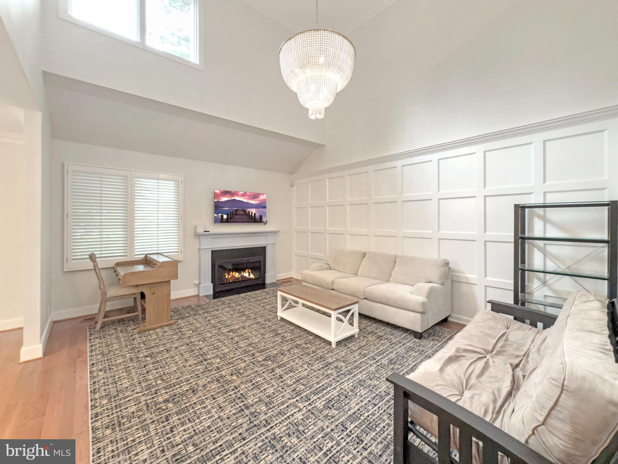 42 GREYTHORNE WOODS CIRCLE