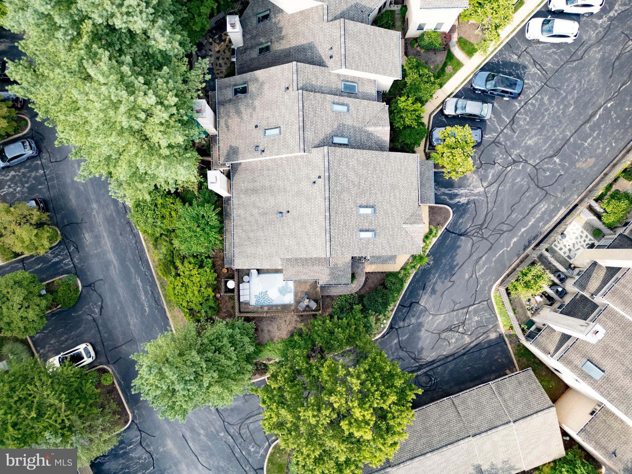 42 GREYTHORNE WOODS CIRCLE