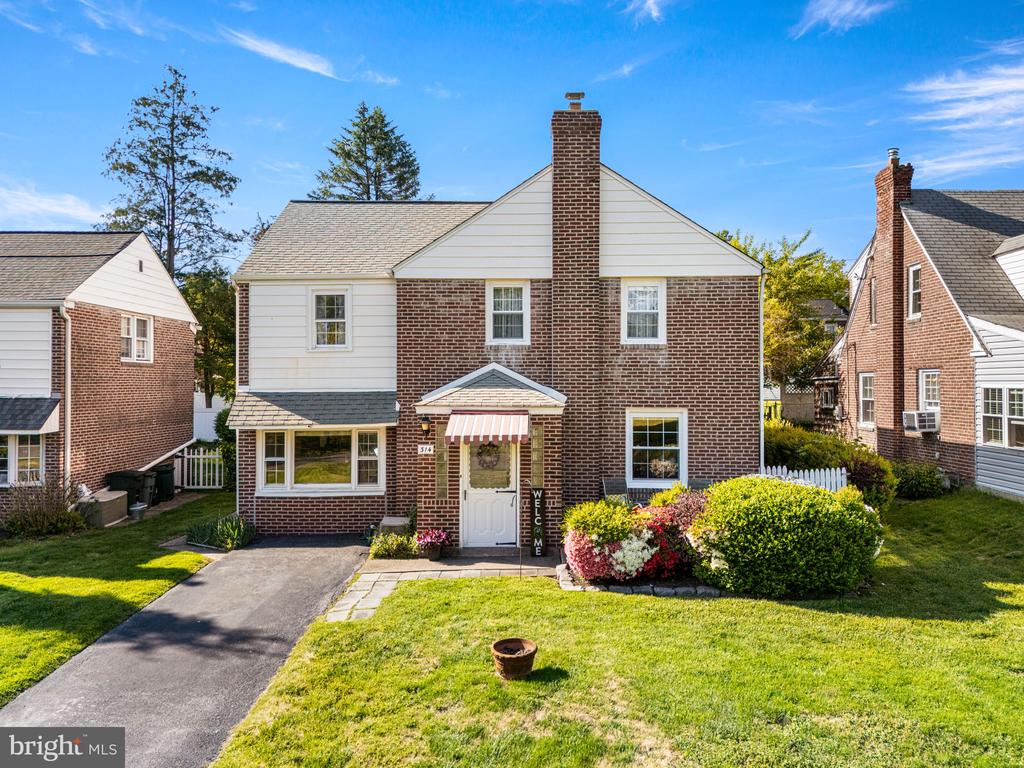 314 WALNUT HILL LANE