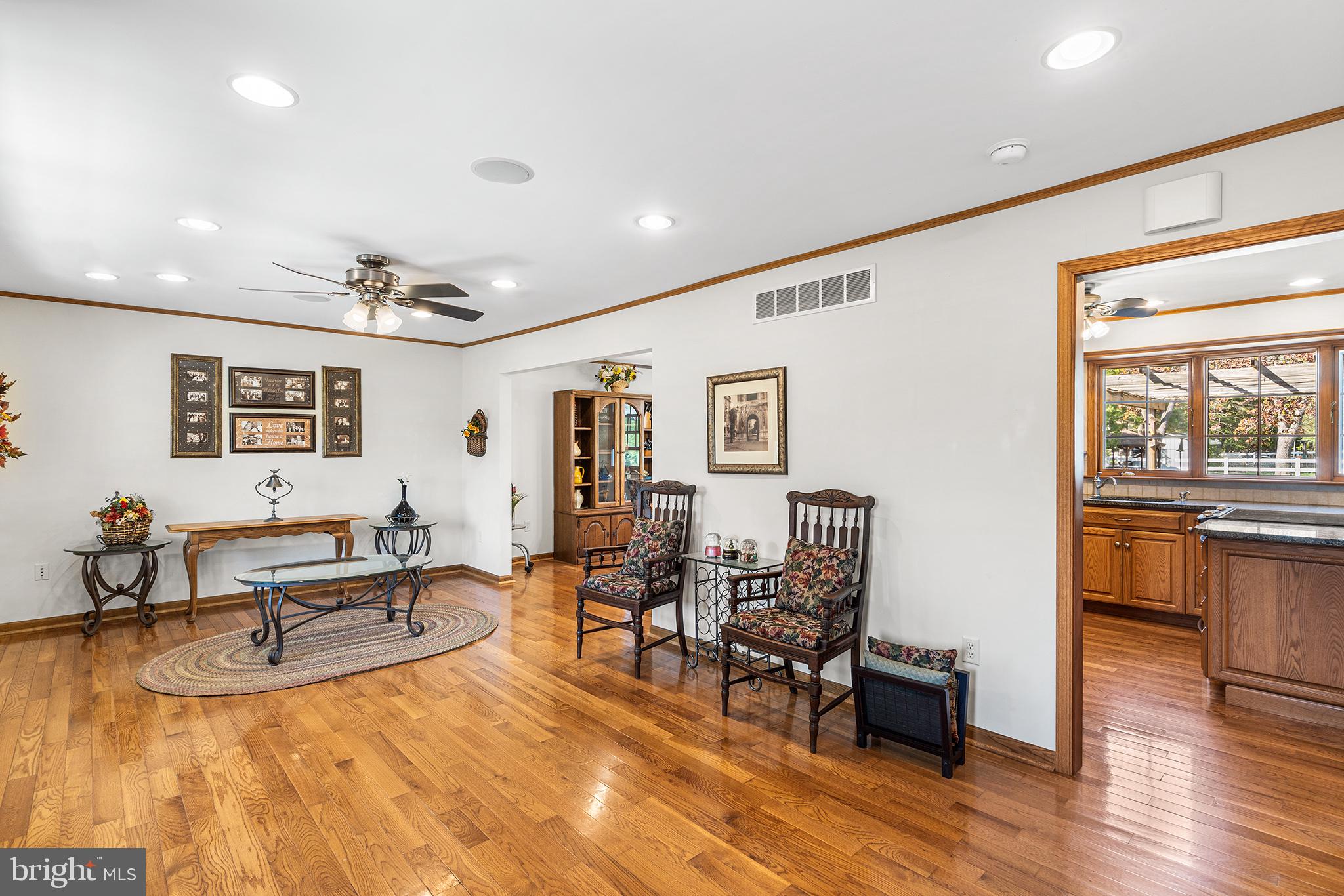 1290 STONYBROOK LANE