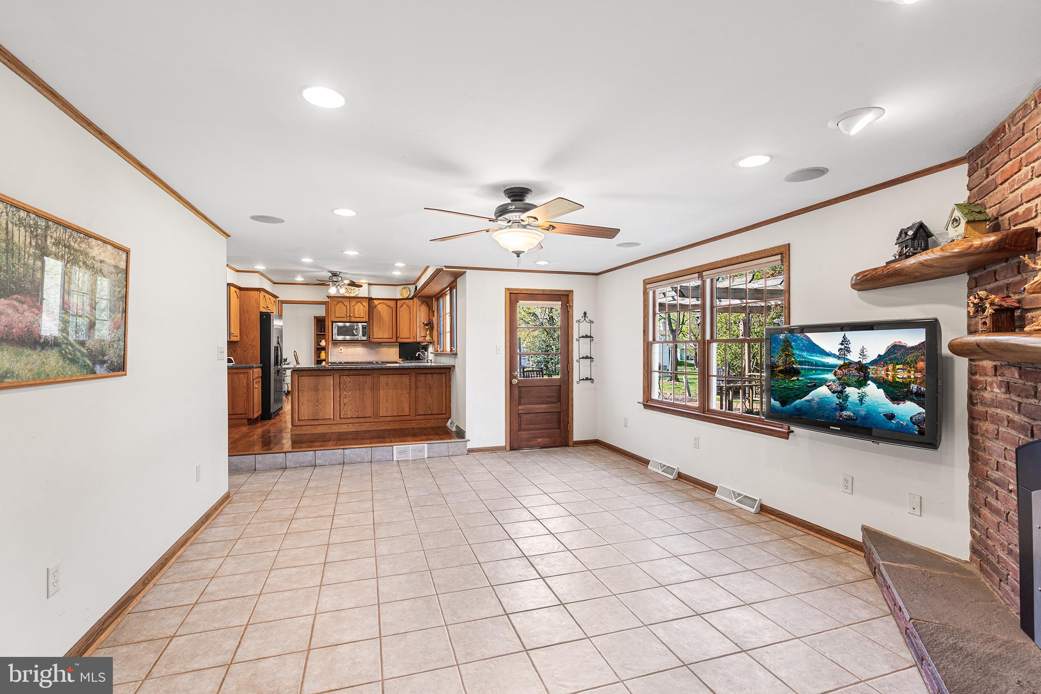 1290 STONYBROOK LANE